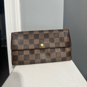 LV Damier Ebene Wallet